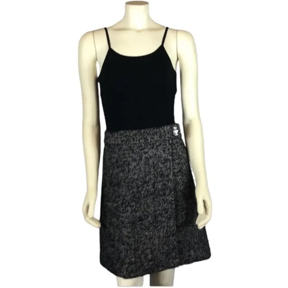 Michael Kors Herringbone Wrap Skirt black & white silver hard wear size 12